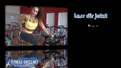 Geiler Arsch und Mundfick mit sportlicher Blondine