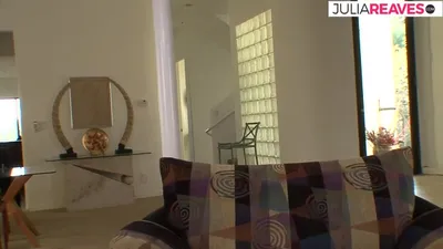 Ein schwarzer Riese für das blonde Flittchen