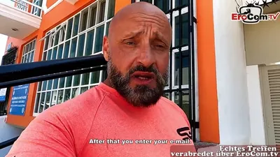 Geile Urlauberin in roter Unterwäsche lässt sich beim Sextreffen filmen