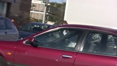 Gefesselte Milf ist dem Schwanz ausgeliefert