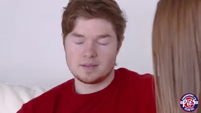 Ein dicker Schwanz für das brünette Flittchen