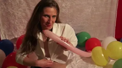Fotzenfick mit einem Luftballon