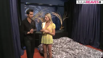 Ficktrio mit zwei dickbrüstigen Bi-Schlampen