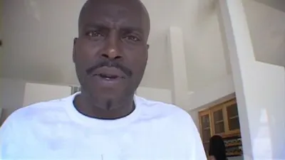 Geile Afrikanerin treibts mit zwei schwarzen Typen