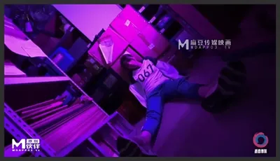 Fucking with my co-worker, Lustful Chinese factory worker