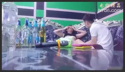 商K嫩妹 有些婴儿肥的嫩妹被各种玩弄后直接无套插入一顿狂艹叫声比歌声好听