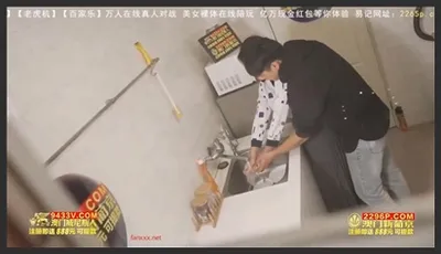 Seducing and fucking my friend’s beautiful wife who’s horny and washing dishes in the kitchen
