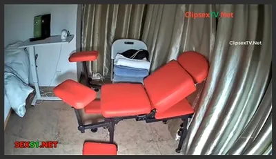 Beautiful Girl Spreads Her Legs for a Rich Man to Have His Way With Her—Caught on Hidden Camera