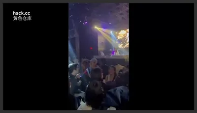 黑人留学生在韩国夜店吊妹子