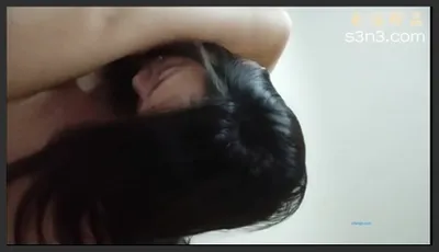 极品反差婊高颜值情侣逼自拍娇小清纯可爱被的时候还一脸害羞捂脸太有感觉了