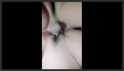 Seorang biksu mendorong gerobak Lonteng seperti ini, cewek mana yang bisa menolak?