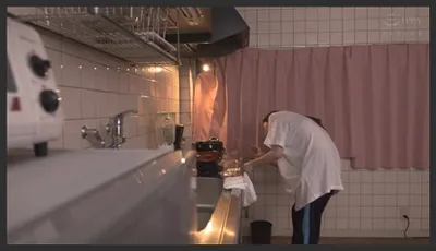 Secretly fucking my girlfriend’s husband at night