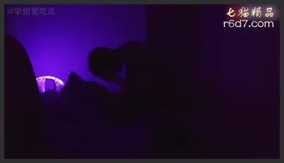 嫂子超喜欢被舔逼开始不让操逼被舔爽后69姿势埋头互舔