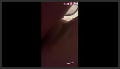 Fingering the pink Pussy of a Newly Met Girl