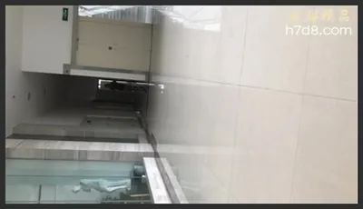 高铁公厕大偷拍