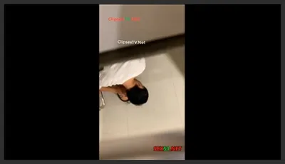 Secretly Filmed Couple Having Sex in the Restroom at Vinmart