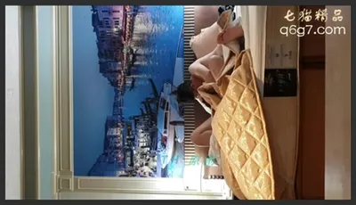 斯文海歸男帶新撩女友報復性出遊重點是自拍啪啪全過程 前戲到高潮一氣呵成大奶子抖得非常帶感