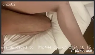 巨乳女神小姐姐按在床上怒操高潮叠起!直呼受不了簡界免費觀看完整版