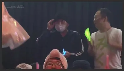 Owning a stop-time device, a crazy fan fucking an idol relentlessly
