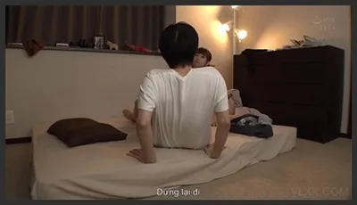 Seeing his sister’s underwear exposed, the younger brother quickly pulled down his pants and inserted his penis into her vagina