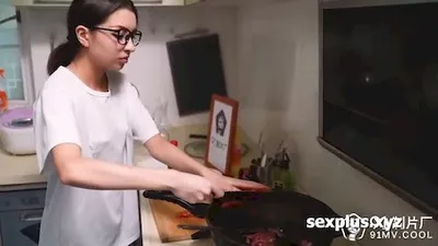 Melamar pekerjaan Saat melamar pekerjaan, sang sutradara bahkan datang ke samping tempat tidurku untuk wawancara.