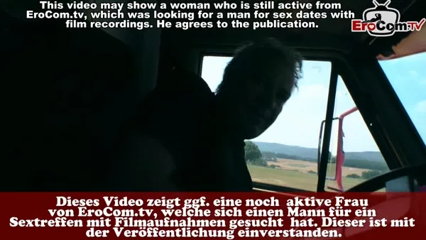 Dreier Sexparty mit tätowierter Milf Kitty Core und deutscher Studentin